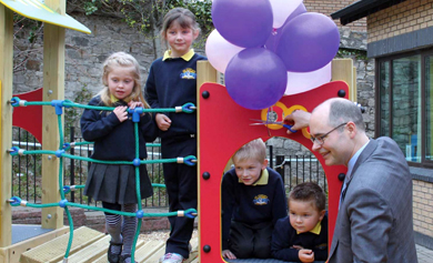 The US Consul General visited the All Children Integrated Primary School in Newcastle and chatted with pupils in their new classroom playground extension.
